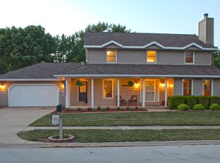 13 Old Farm North Ct, Bradley, IL 60915