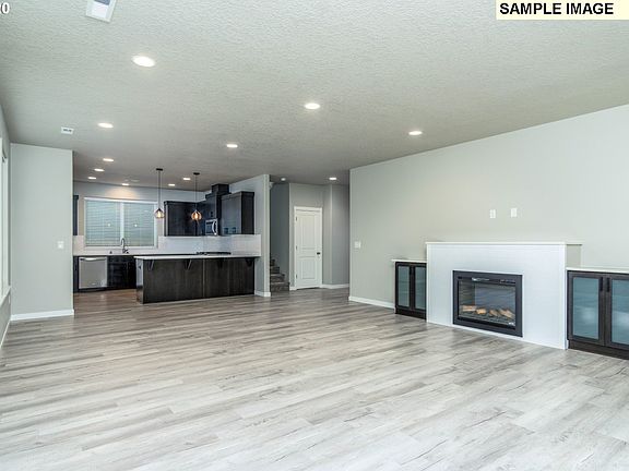 4th image of 10412 NE 63rd St