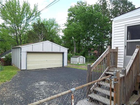 5th image of 8533 Richard Ave