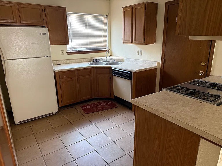 8615 Chinchilla Ln — Photo 5
