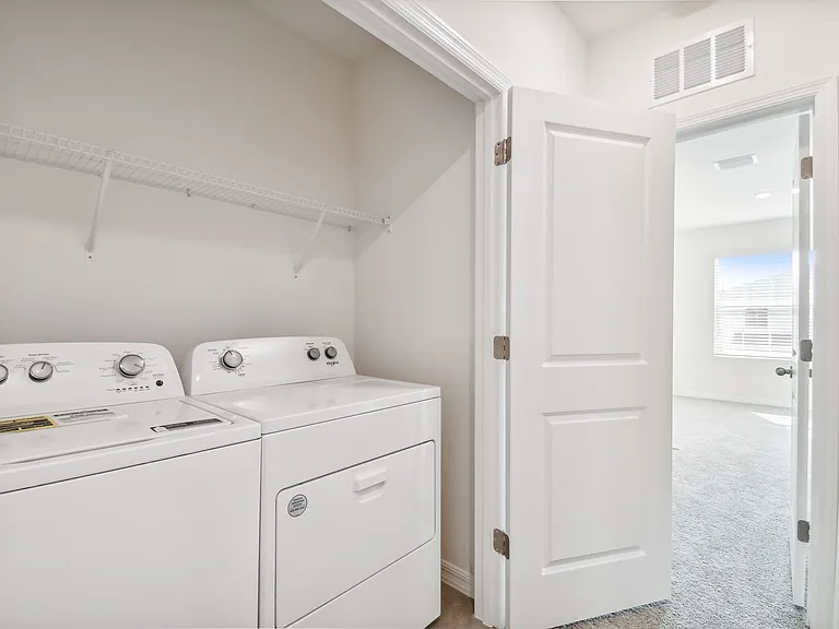 5679 English Oak Ln — Photo 39