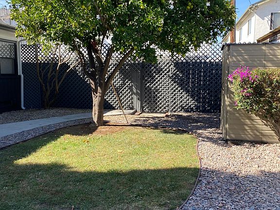 4th image of 4790 1/2 E Mountain View Dr