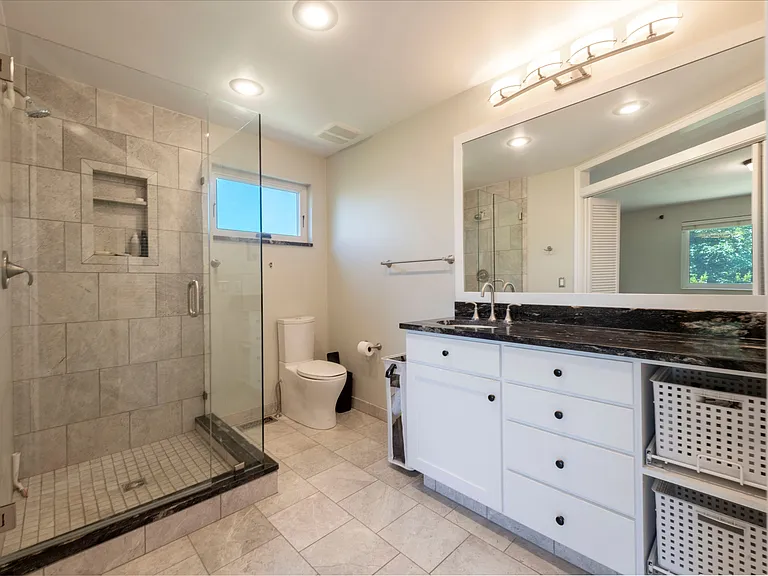 1362 S Embassy Way — Photo 18