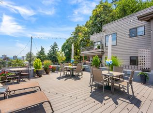 1320 SW Hall St APT 204, Portland, OR 97201