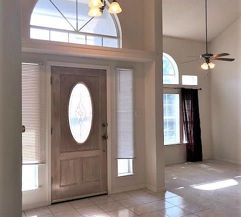 2nd image of 3104 Tierra Agave Dr