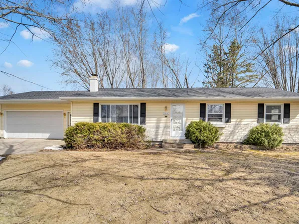 1814 Dexter St, New London, WI 54961