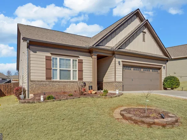 4514 Sweetwater Dr, Gainesville, GA 30504