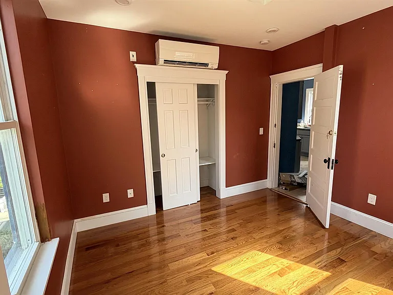 9 Ashland St #1 — Photo 14