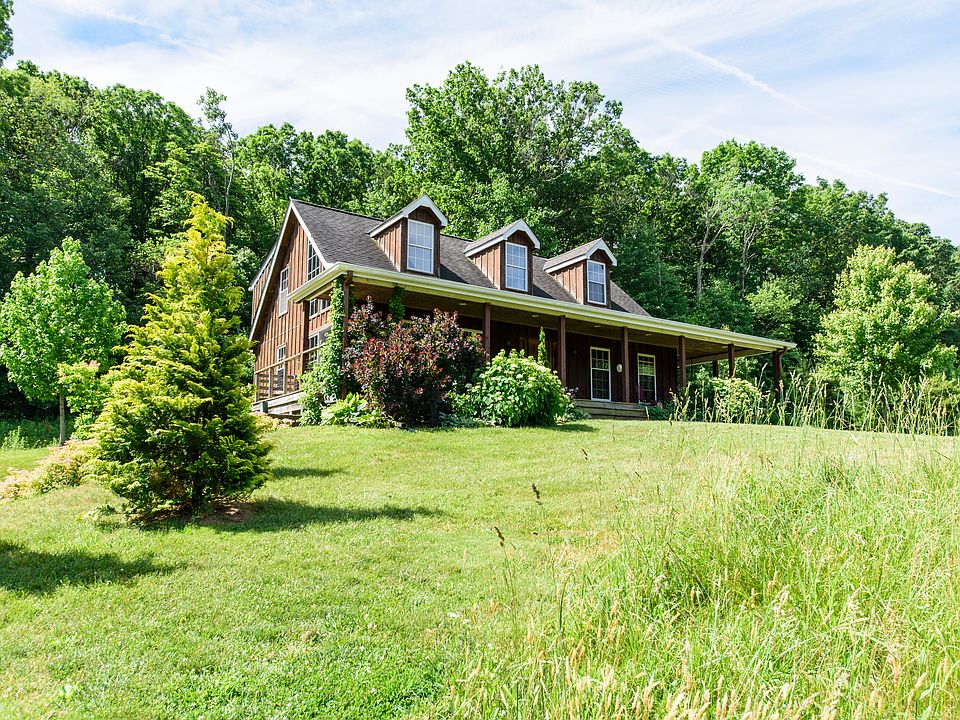 2nd image of 4527 Amos Rd