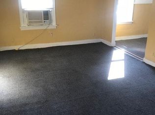 2215 6th Ave, Moline, IL 61265