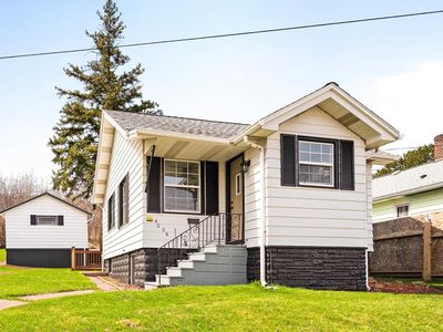 4005 W 9th St, Duluth, MN, 55807