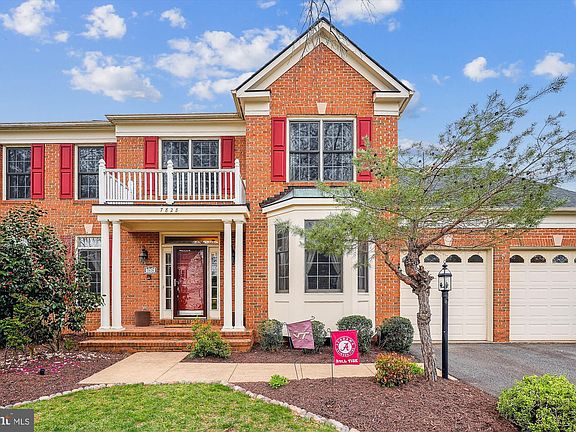 2nd image of 7828 Virginia Oaks Dr