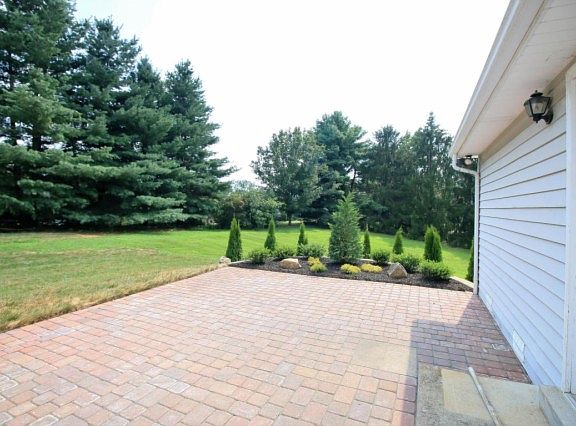 3rd image of 1806 Wildbriar Ct