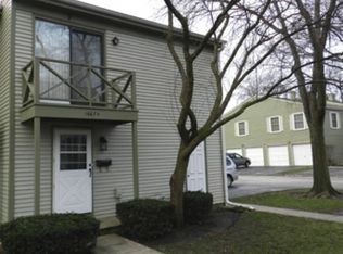 1667 Valley Forge Ct APT A, Wheaton, IL 60189