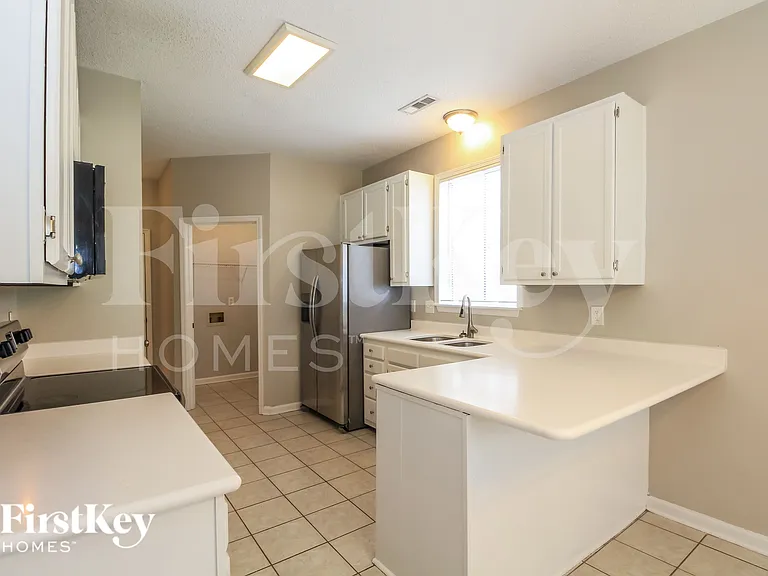 4101 Chimney Springs Ct — Photo 5