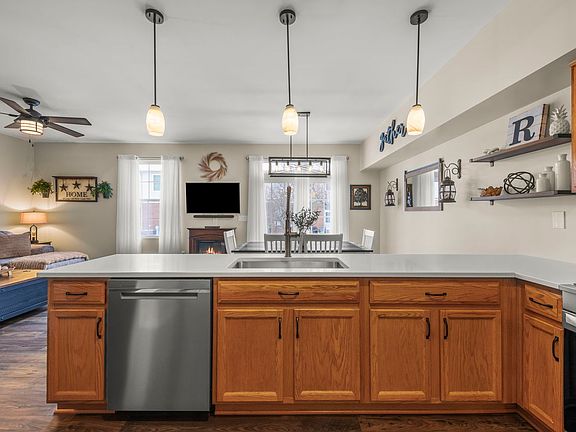 2nd image of 16418 Willow Walk Dr #16418