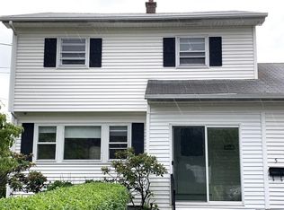 5 Lorenzo Rd, Lawrence, MA 01843