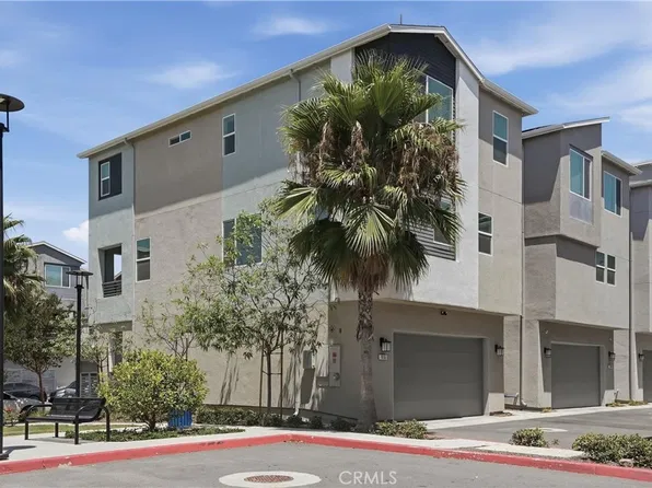 916 E 3rd St, Santa Ana, CA 92701