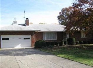 5827 Cottonwood Dr, Lorain, OH