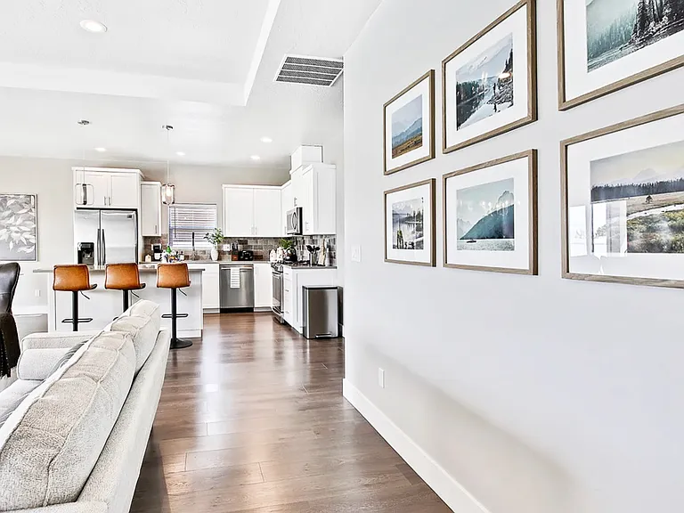2035 E Oakcrest Dr — Photo 16