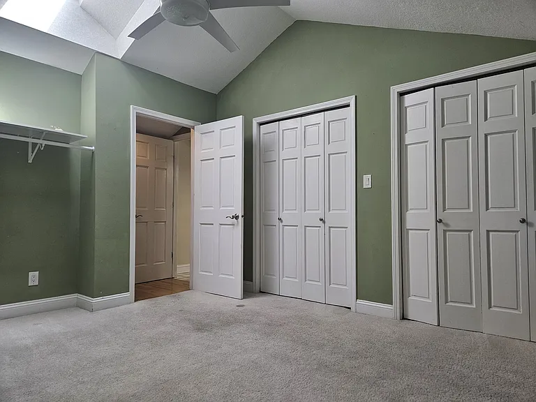 111 NW 2nd St #3 — Photo 18