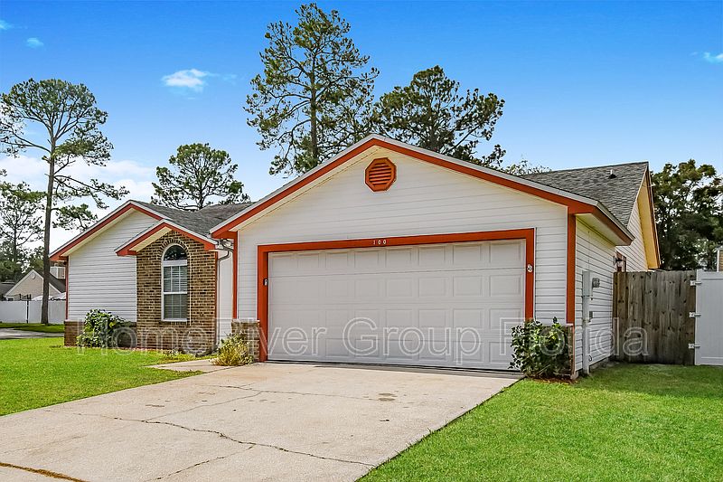 1st image of 100 Prindle Dr E