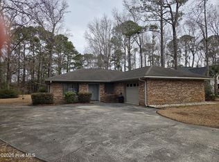 5 Calabash Ct, Carolina Shor, NC 28467