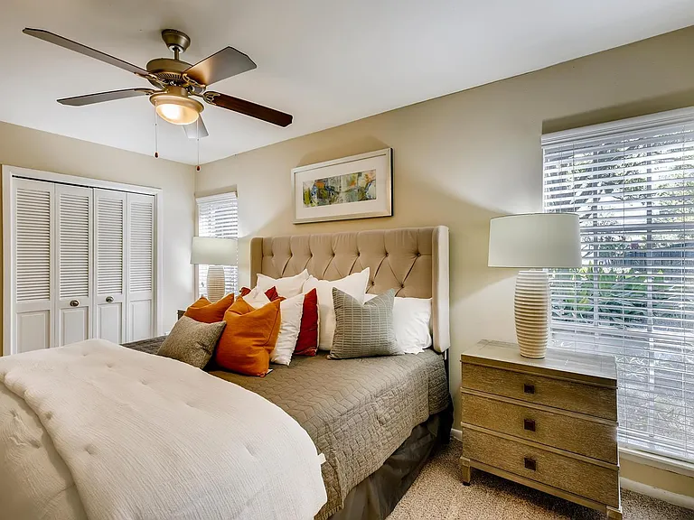 King sized Bed
