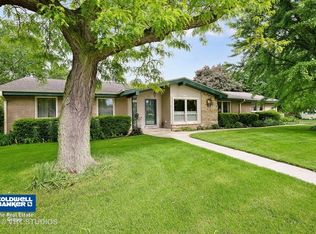1025 S 1st St, Dekalb, IL 60115