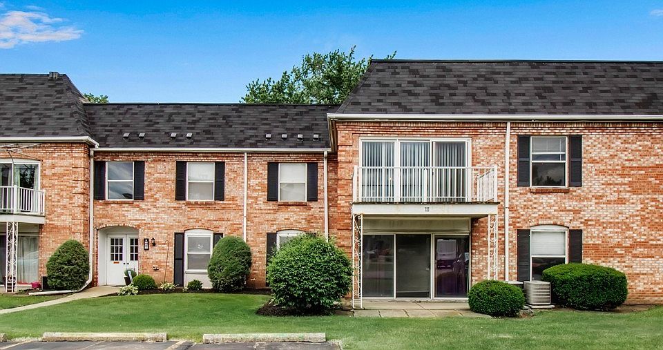 1st image of 4547 Chestnut Ridge Rd Unit 208B