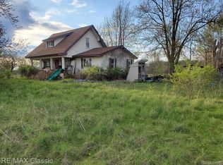 8520 Arkona Rd, Clinton, MI 49236