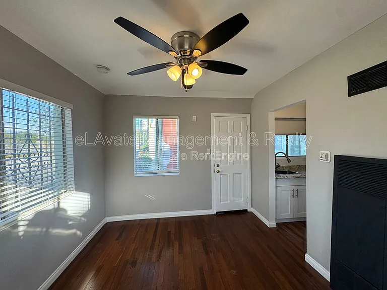 10822 Ventura Blvd #1 — Photo 7