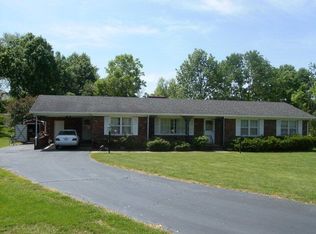 104 Leslie Ct, Hopkinsville, KY 42240