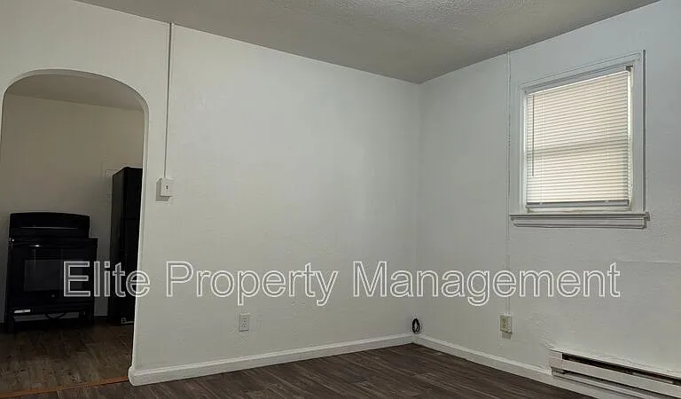200 W Arroyo Ave #B — Photo 5