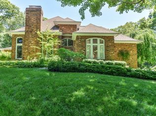 88 Catbrier Rd, Weston, CT 06883