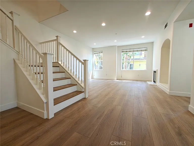 614 Timberwood — Photo 3