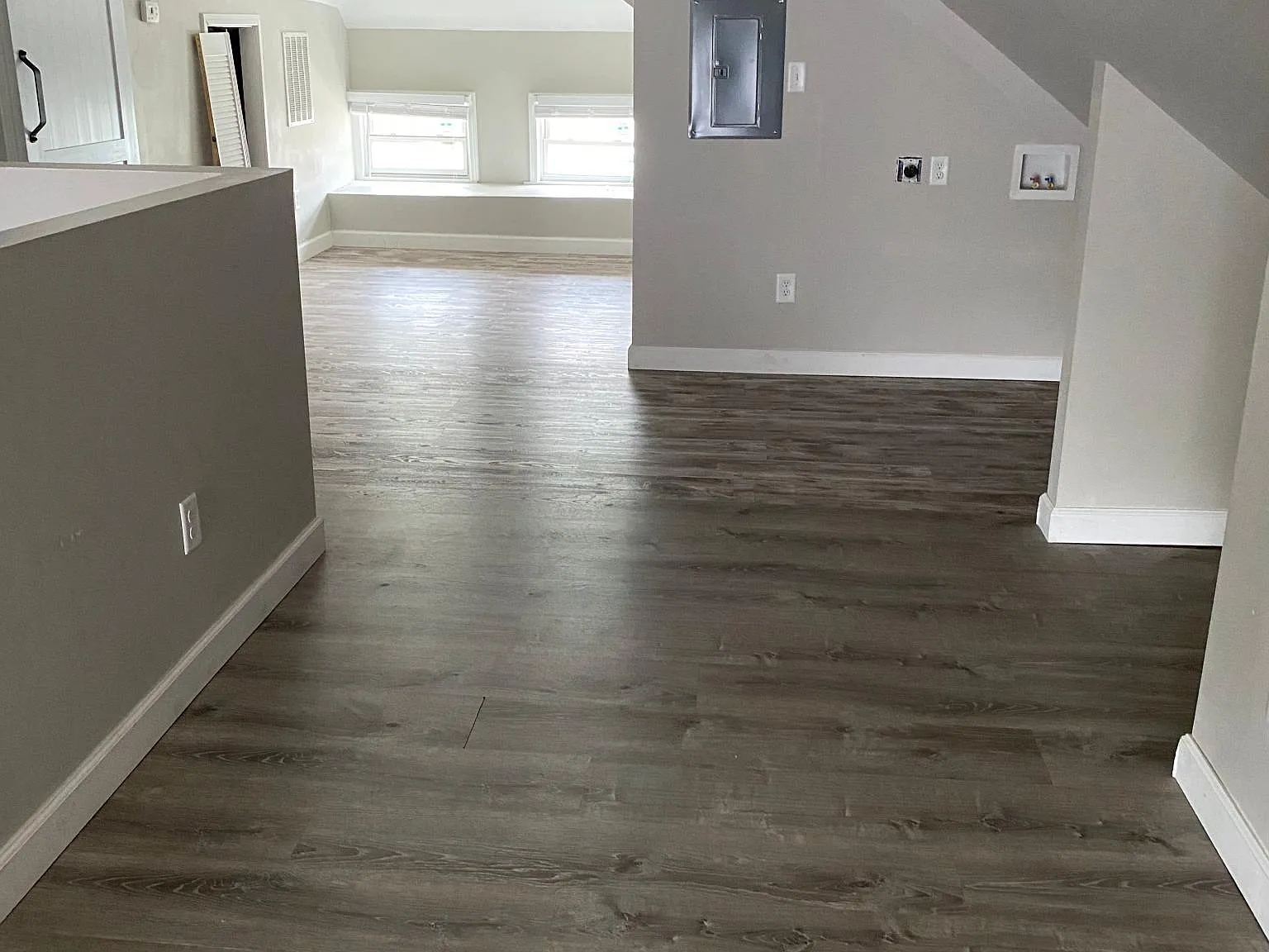 3102 N Capitol Ave — Photo 2
