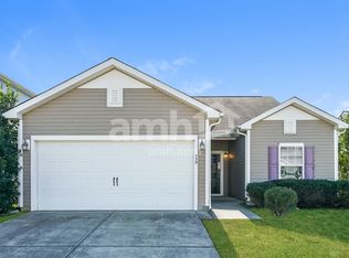 559 Kerriann Ln, Clayton, NC 27520