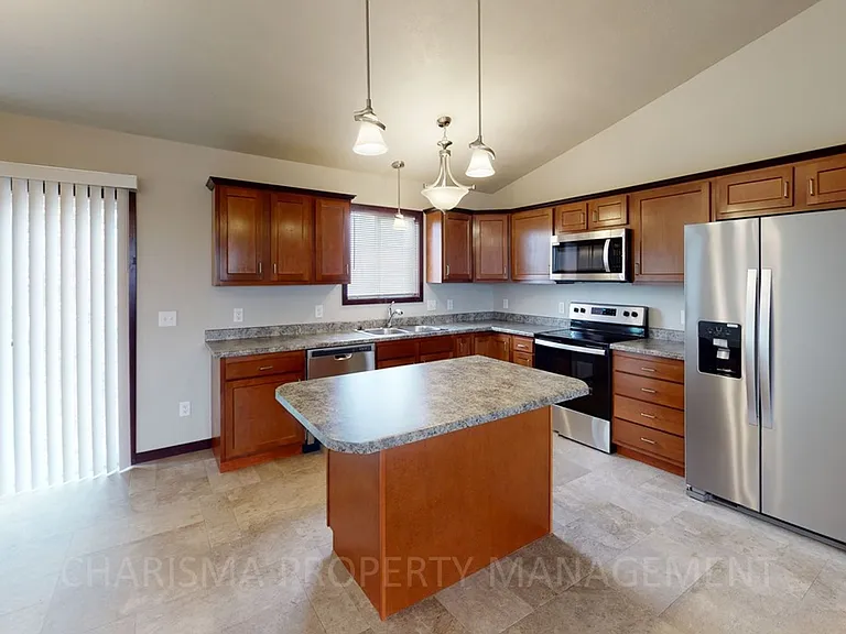Kayla Place Townhomes — Photo 7