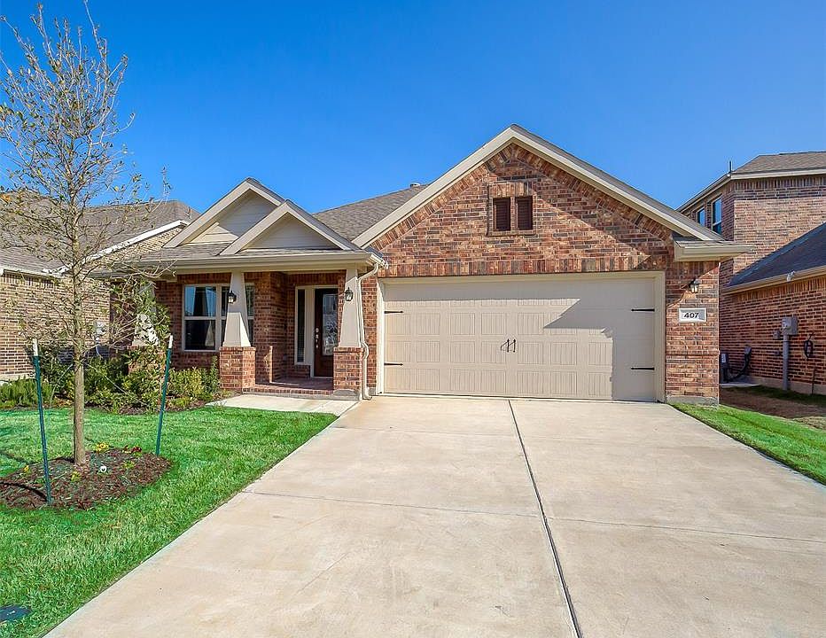 1st image of 407 George Dr