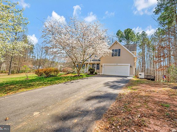 4th image of 3321 Hidaway Ct