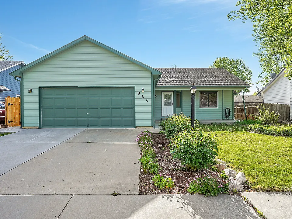 866 S Buckeye Dr