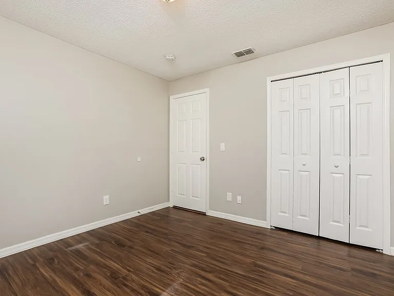 13709 Valleybrooke Ln — Photo 13