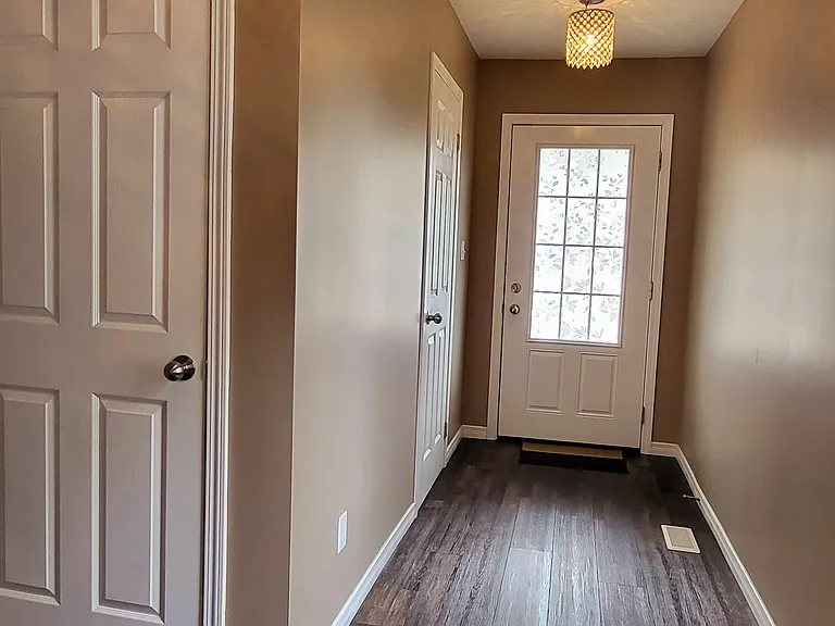 211 Templewood Dr — Photo 18