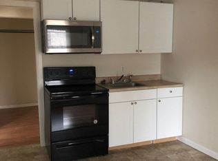 327 Green St APT 3, Morgantown, WV 26501