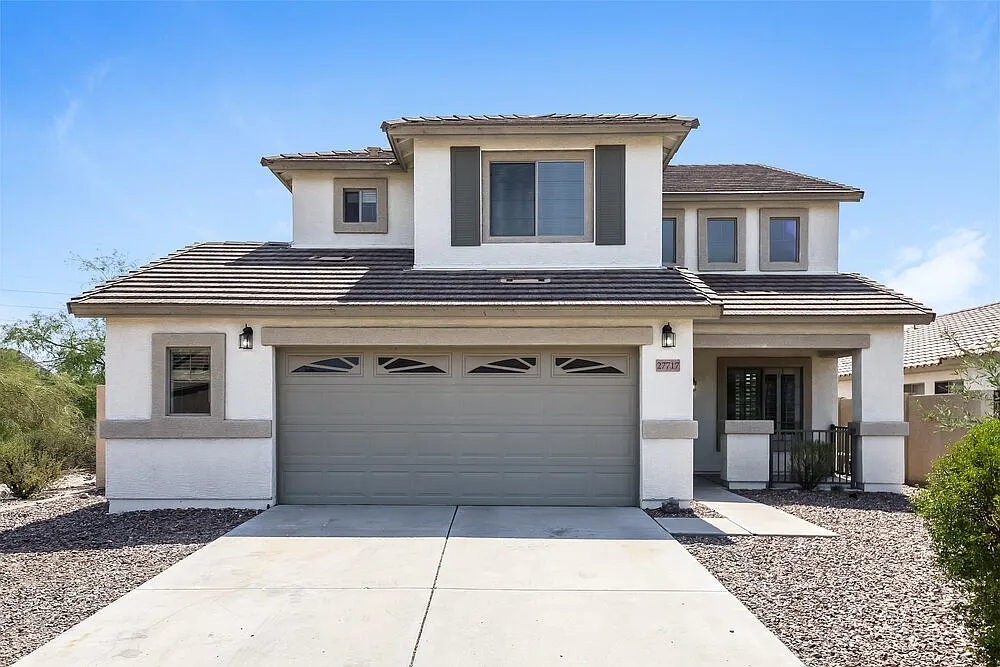 3 bed, 2.5 bath, 2230 sqft, $2,800 — Photo 1
