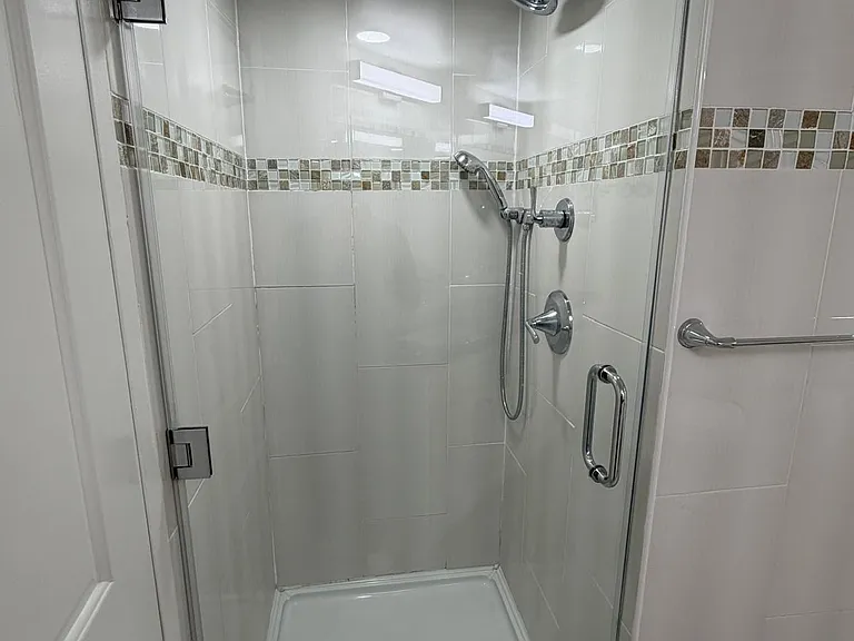 200 Grand Cove Way #2D — Photo 15
