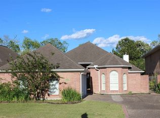 7 Waterford Gdns, Orange, TX 77630