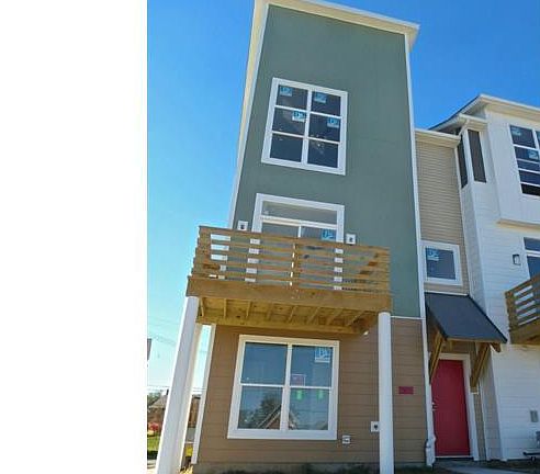 3rd image of 714 Starkweather Ave