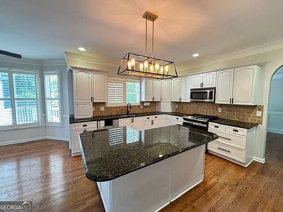 2nd image of 4157 Berkeley Lndg NW